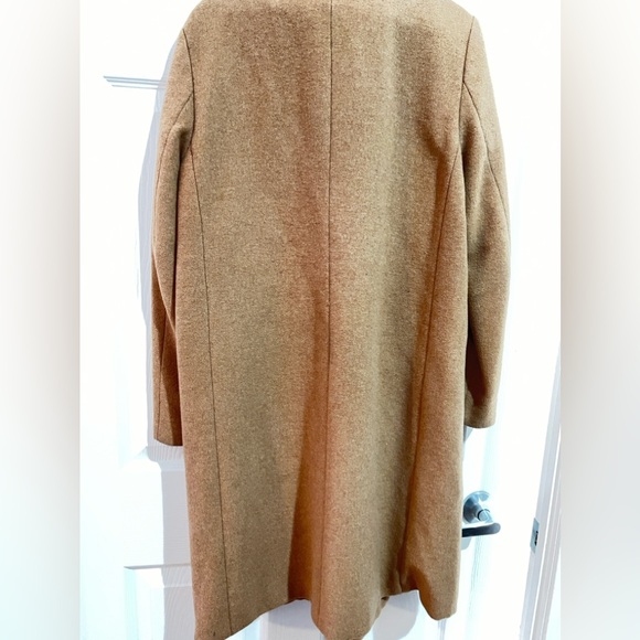 Light Brown Trench Coat with Pockets and inner lining - Picture 3 of 6